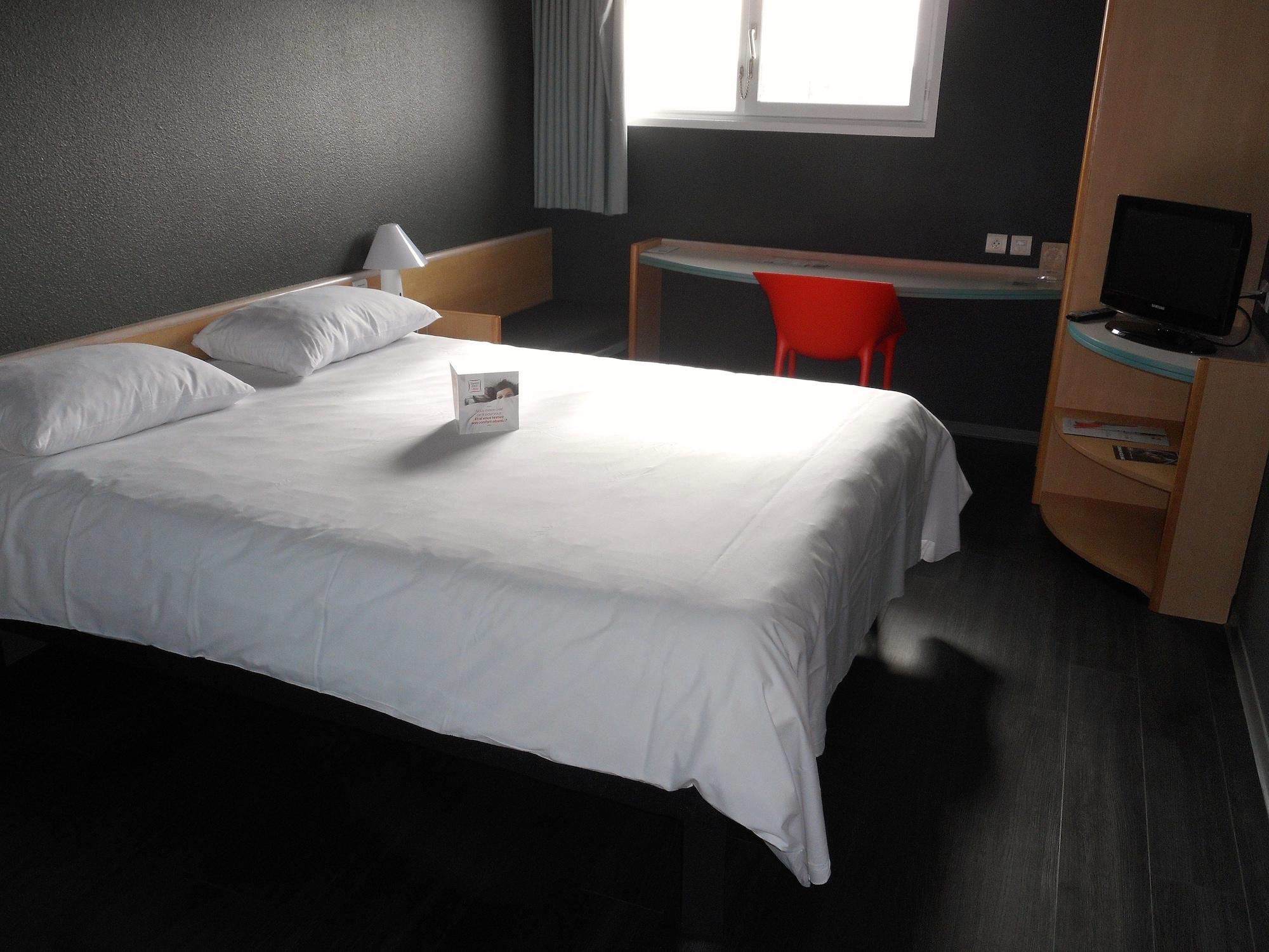 Ibis Rennes Beaulieu Hotel Cesson-Sevigne Exterior photo