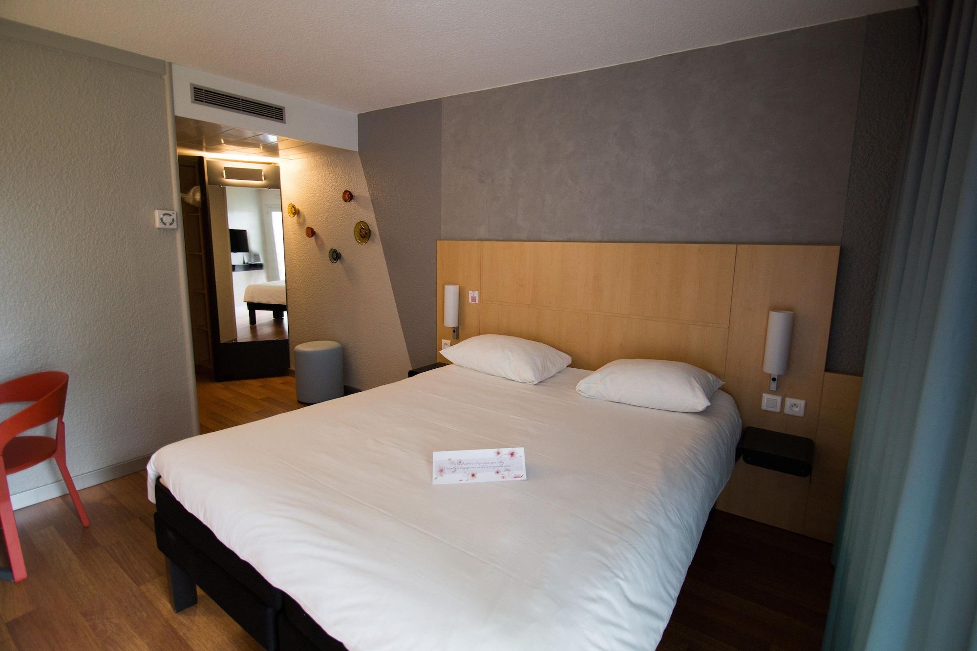 Ibis Rennes Beaulieu Hotel Cesson-Sevigne Exterior photo