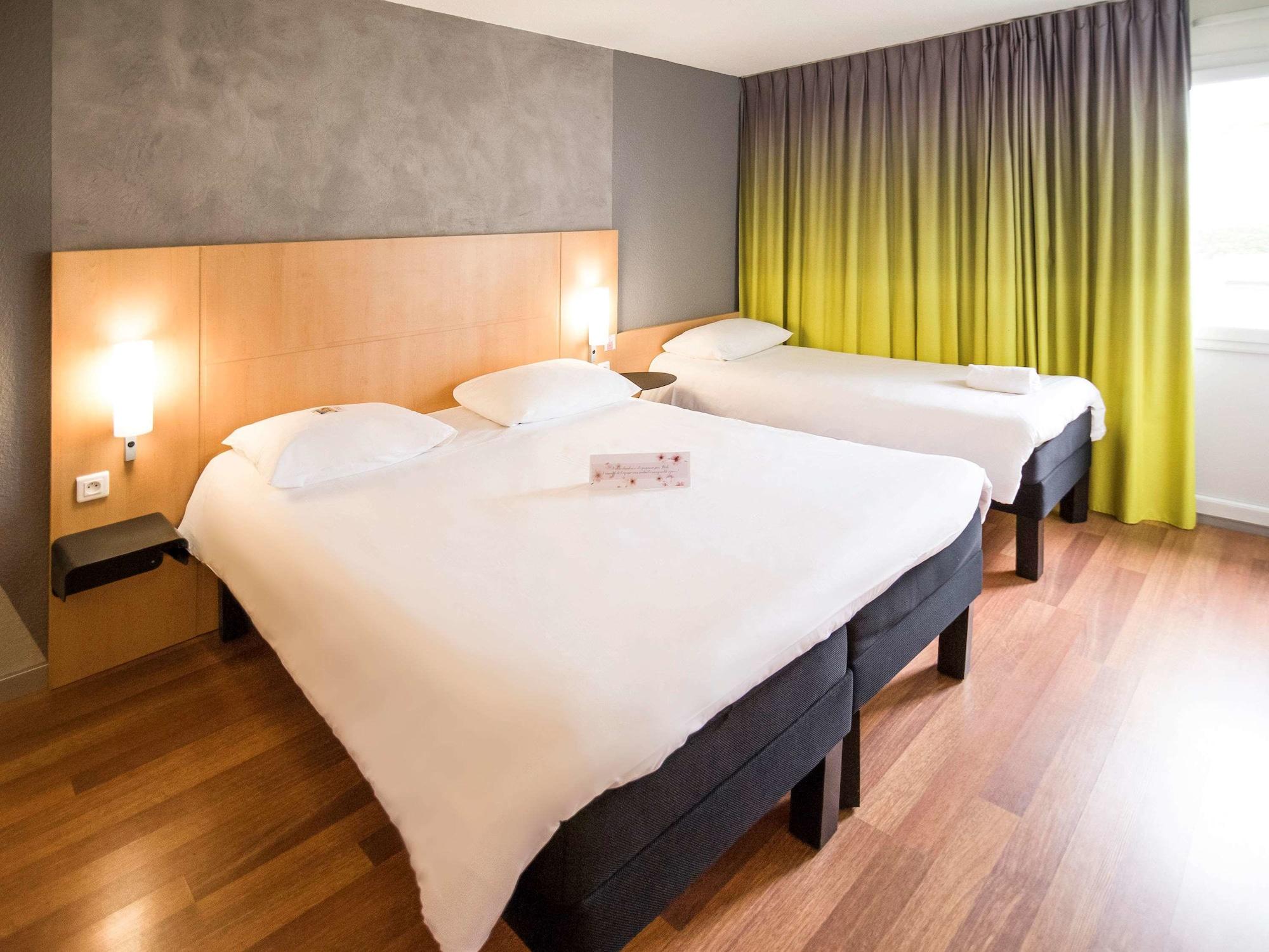Ibis Rennes Beaulieu Hotel Cesson-Sevigne Exterior photo